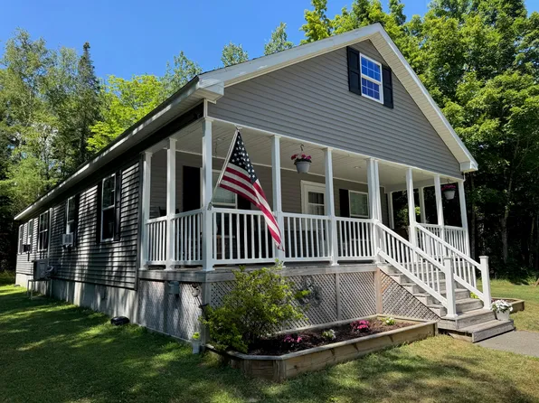 13 Merritt Drive, Orono, ME 04473