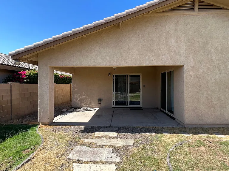 6565 E 33rd Ln — Photo 26