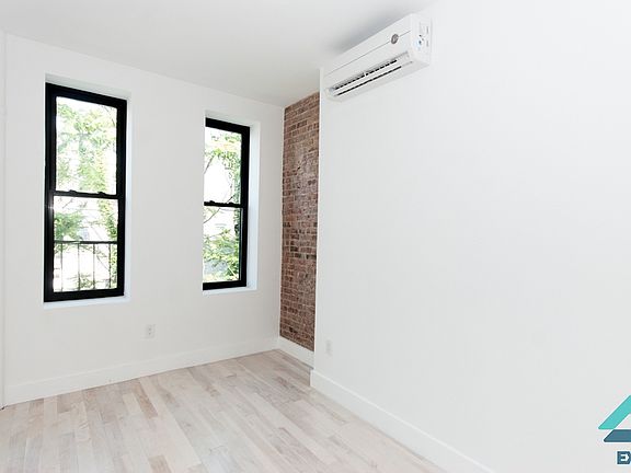 4th image of 319 Menahan St #2AGP