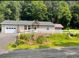16 West St #1, Bingham, ME 04920