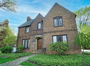 3193 Onaway Rd, Shaker Heights, OH 44120