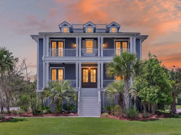 2721 Oak Manor Dr, Mount Pleasant, SC 29466