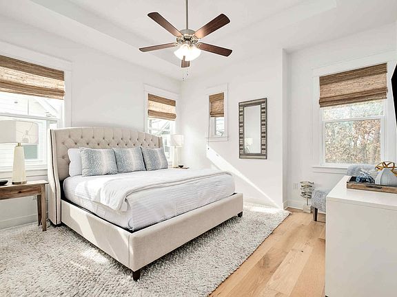 3rd image of 117 W Pine Lands Loop Unit A