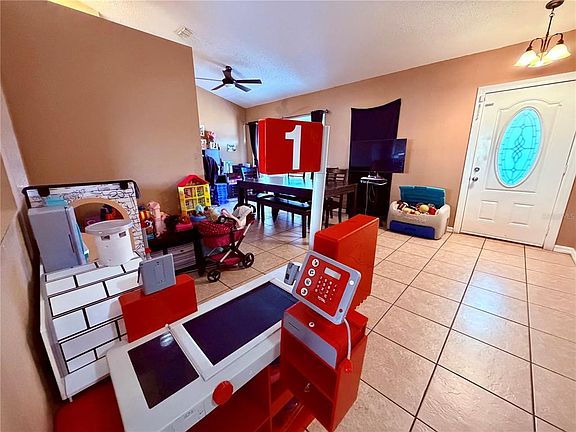 2nd image of 12084 Rockford St