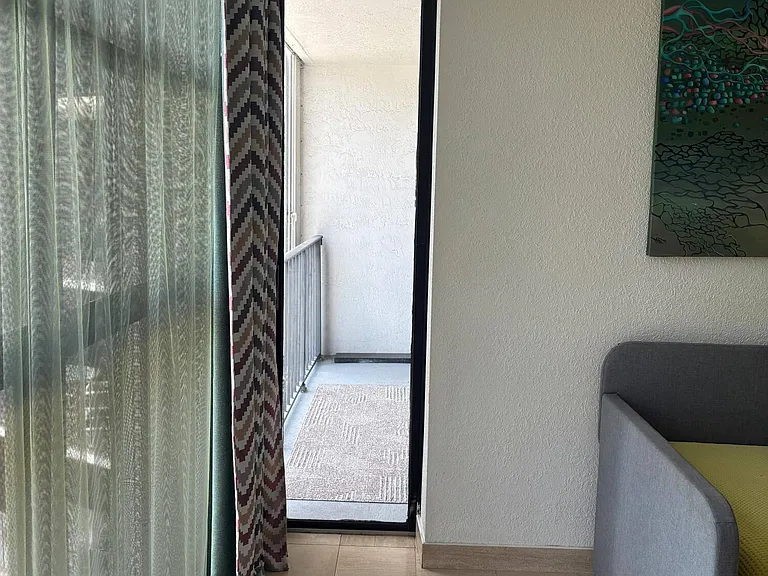 400 Leslie Dr #502 — Photo 28