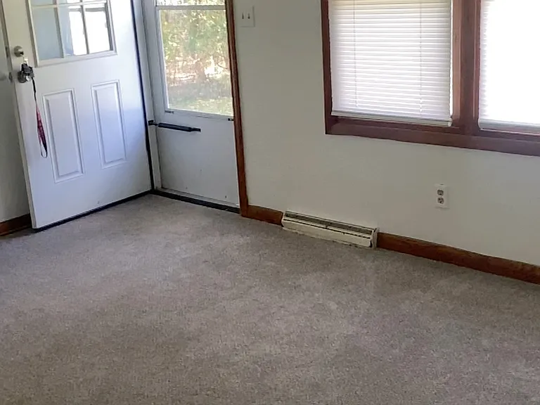 824B Southeast Ave — Photo 4