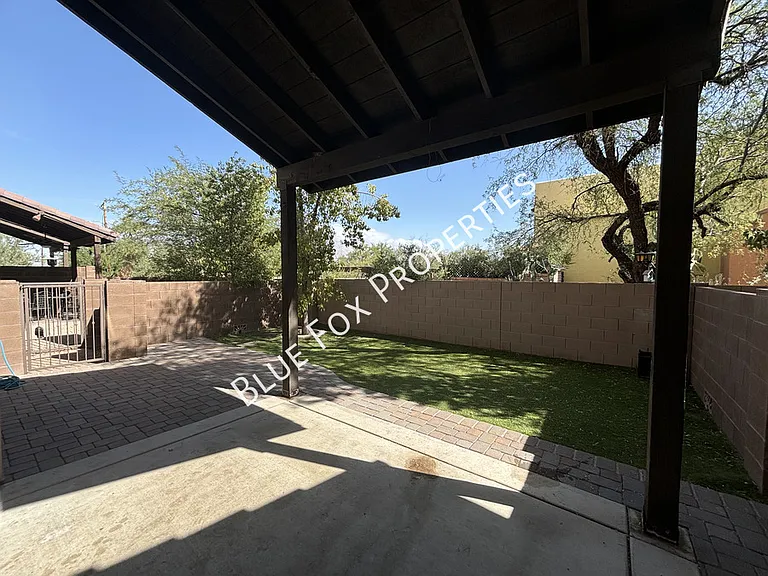 4170 N Thurston Ln #101 — Photo 20