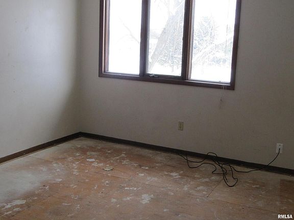 5th image of 3766 Eastwood Ct