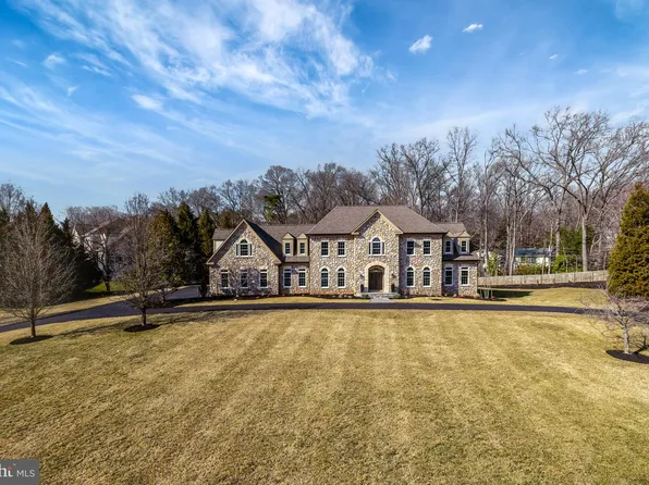 1078 Mill Field Ct, Great Falls, VA 22066