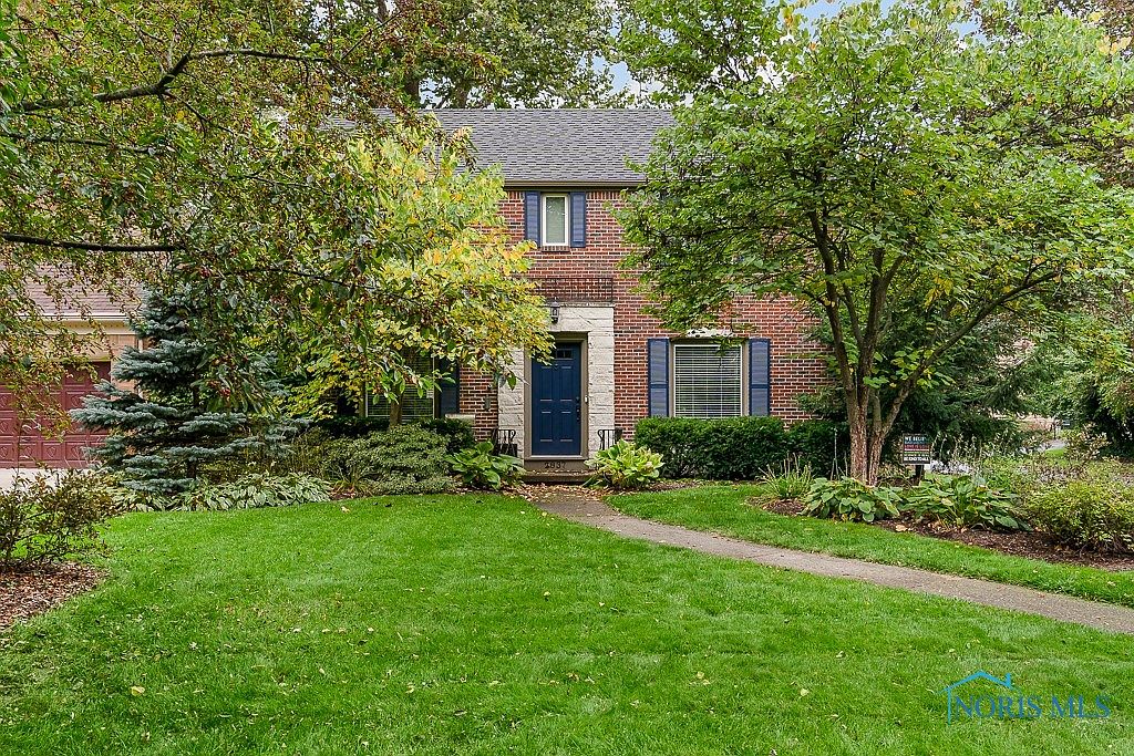 2837 Meadowwood Dr, Toledo, OH 43606 Zillow