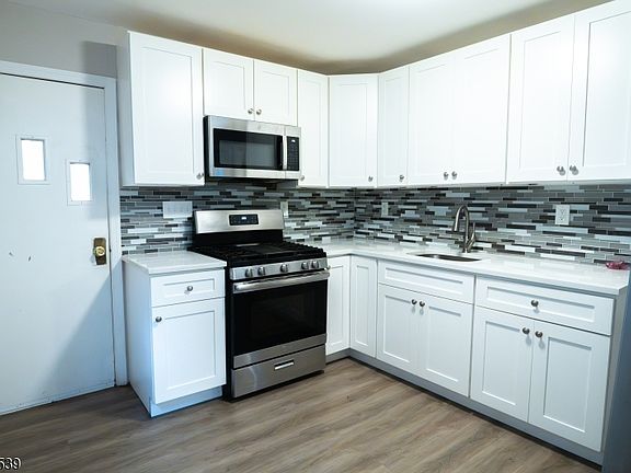 3rd image of 213 Amity St #3