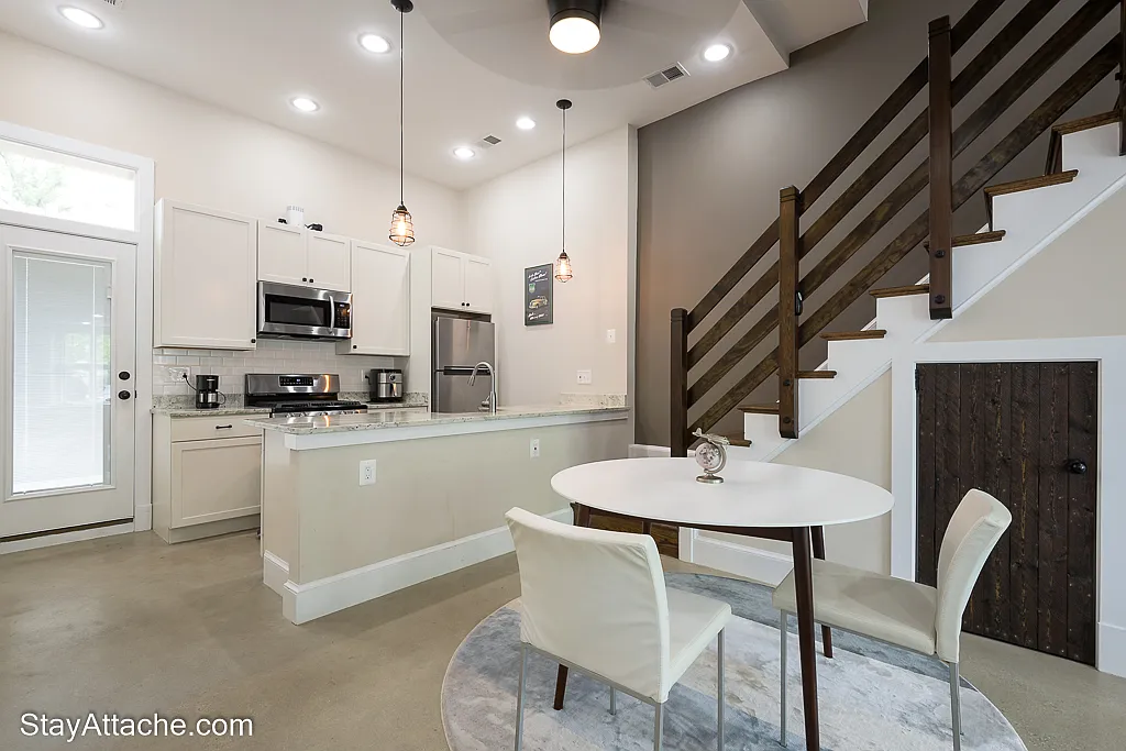 1 bed, 1.5 bath, 760 sqft, $3,420 — Photo 1