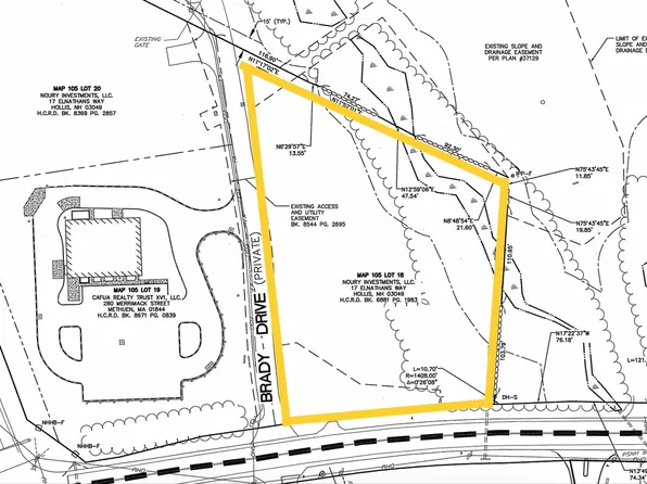 15 Brady Drive, Hudson, NH 03051