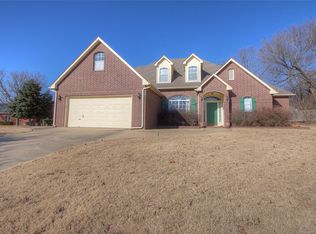 2204 Park Cres, Muskogee, OK 74403