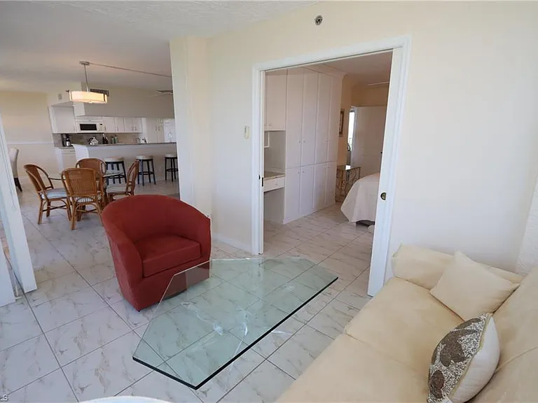 5550 Heron Point Dr #902 — Photo 11