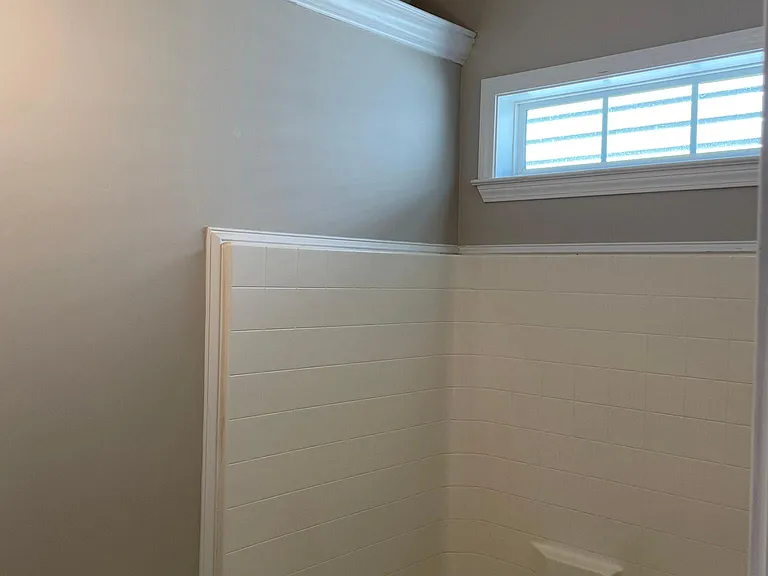 MASTER BATHROOM.