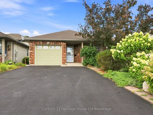 26 Peach St, Tillsonburg, ON N4G 5N6