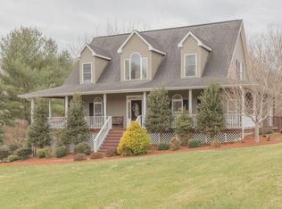 11 High Meadow Dr, Lexington, VA 24450