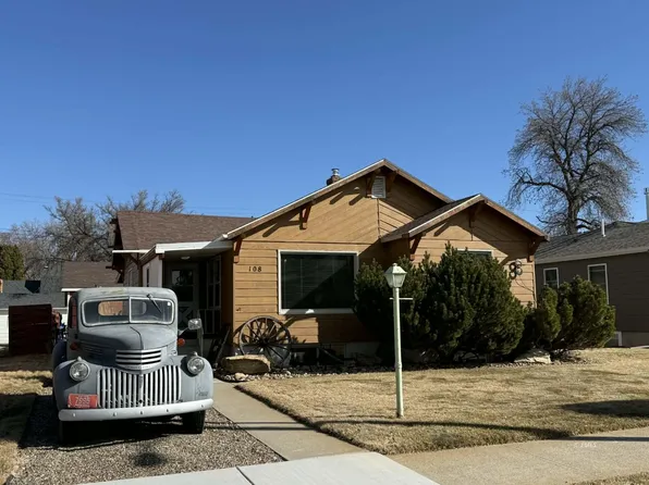 108 S Merriam Ave, Miles City, MT 59301