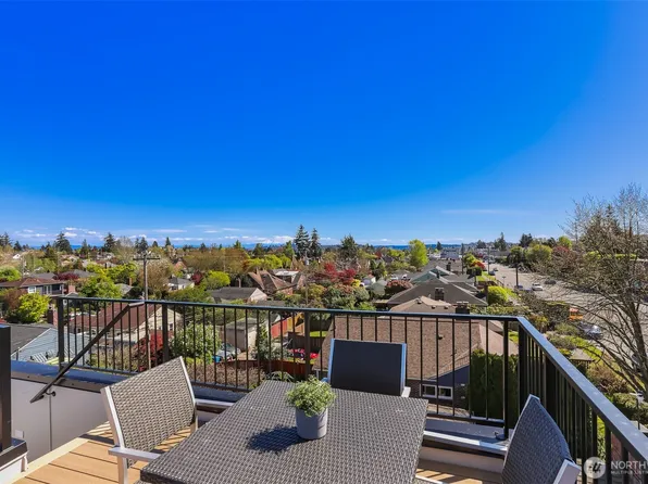 8328 24th Avenue NW, Seattle, WA 98117