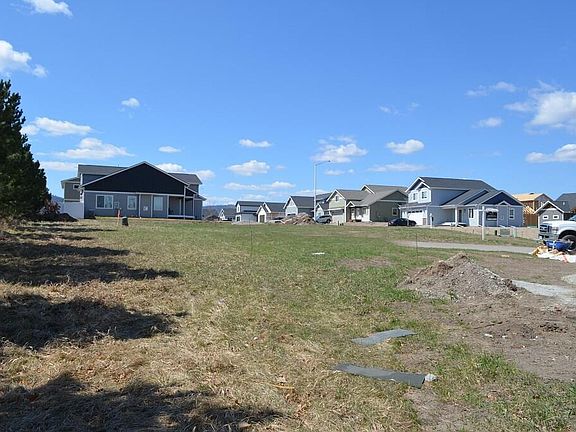 4th image of 110 Claire Ct #46