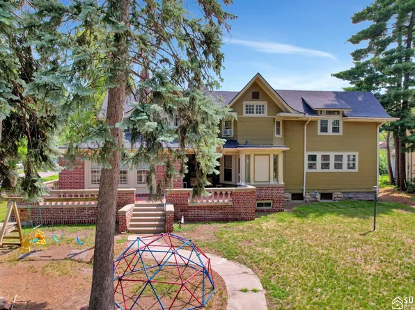 1445 E St, Lincoln, NE 68508
