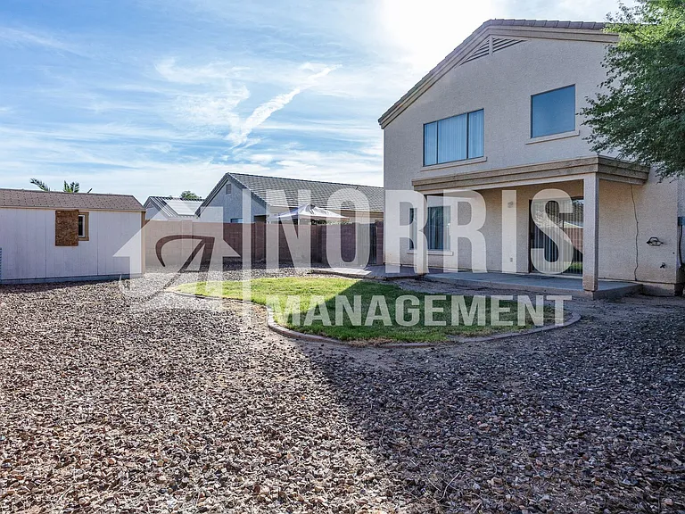 1632 E Cardinal Dr — Photo 44