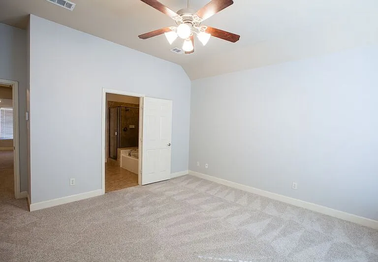 5124 Belmont Ave — Photo 31