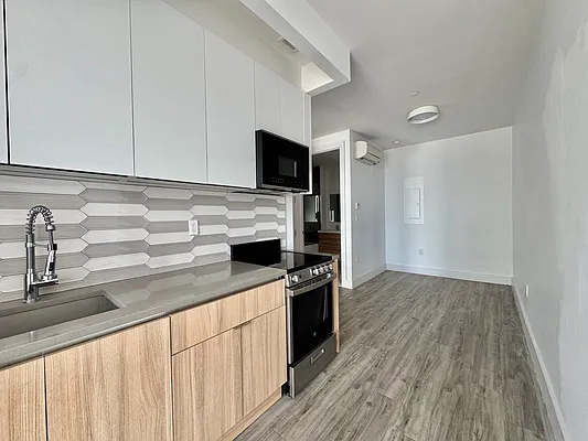 Kitchen, photo 1