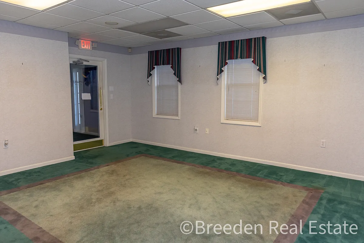 301 South Green Street - 1 — Photo 2