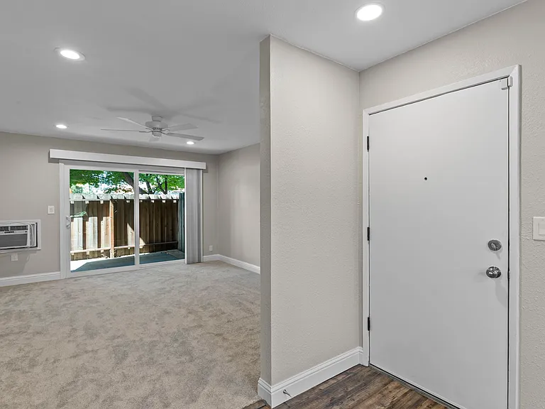 975 Murrieta Blvd #5 — Photo 9