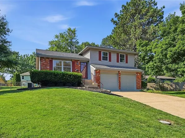 10729 McGee St, Kansas City, MO 64114