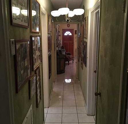 4th image of 17670 NE 19th Ave