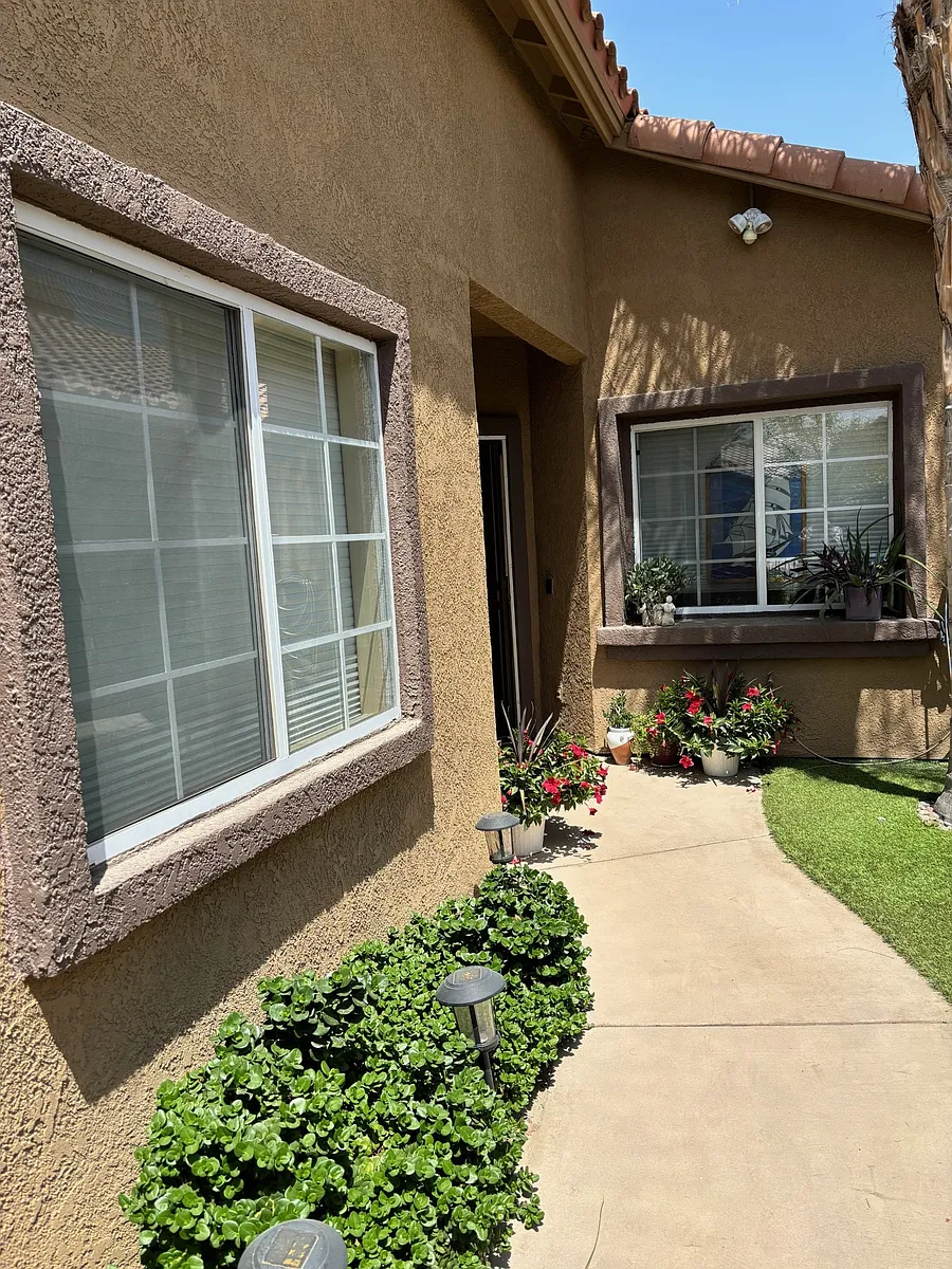 Building Photo - 80182 Green Hills Dr