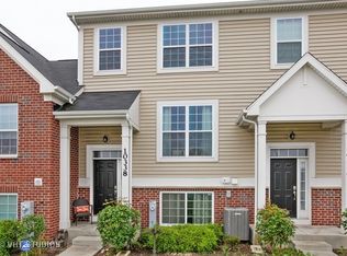 10338 Kerry Ridge Ct, Chicago Ridge, IL 60415