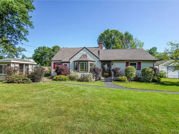 358 Eisenhower Ave, Angola, NY 14006