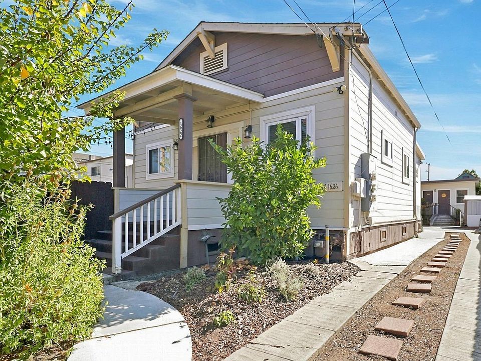1st image of 1626 Russell St