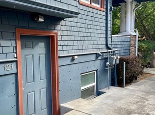 121 NW 22nd Pl #T, Portland, OR 97210