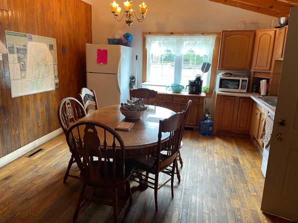 27351 Mountaineer Dr, Seneca Rocks, WV 26884