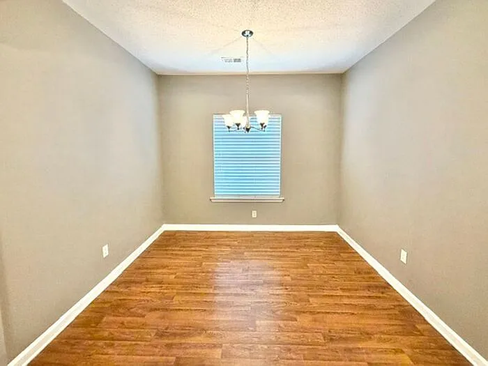 10226 Sterling Ridge Dr — Photo 4