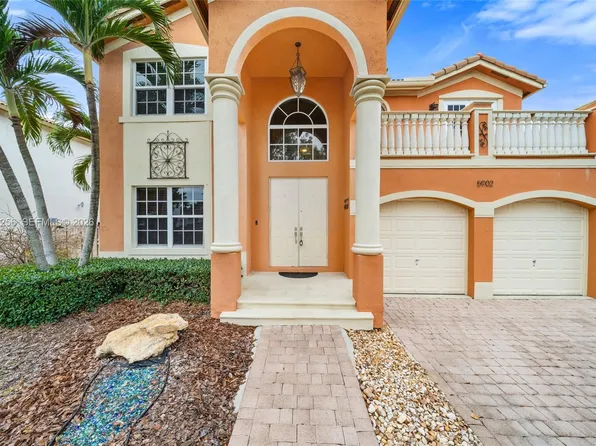 5902 SW 166th Ct, Miami, FL 33193