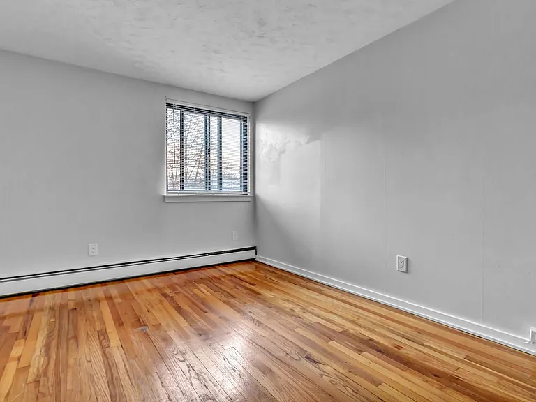 365 Orchard Street — Photo 28