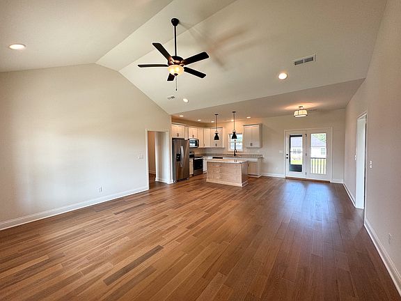 The Beholder Plan, Vaulted Living Room