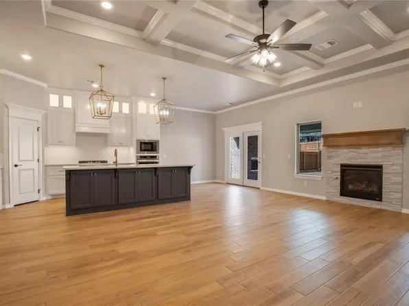 8817 Grey Joy Rd, Edmond, OK 73007