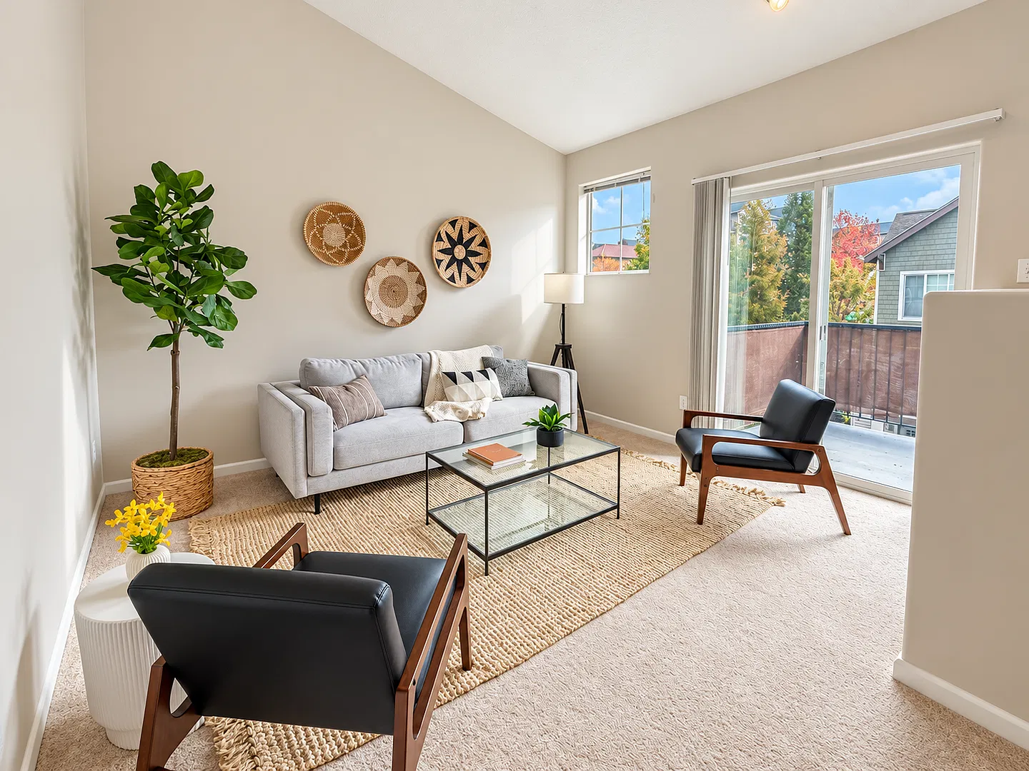 Charming 1-Bedroom Condo in NW Portland's Desirable Timberland Community! — Photo 3