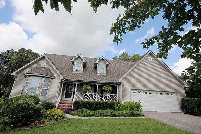 1st image of 459 Windrowe Dr