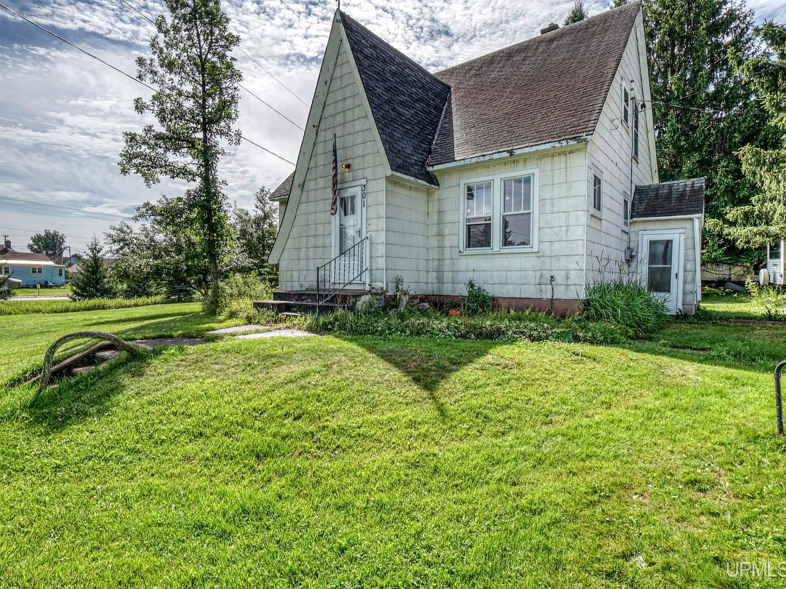 301 Albino St, Caspian, MI 49915 Zillow
