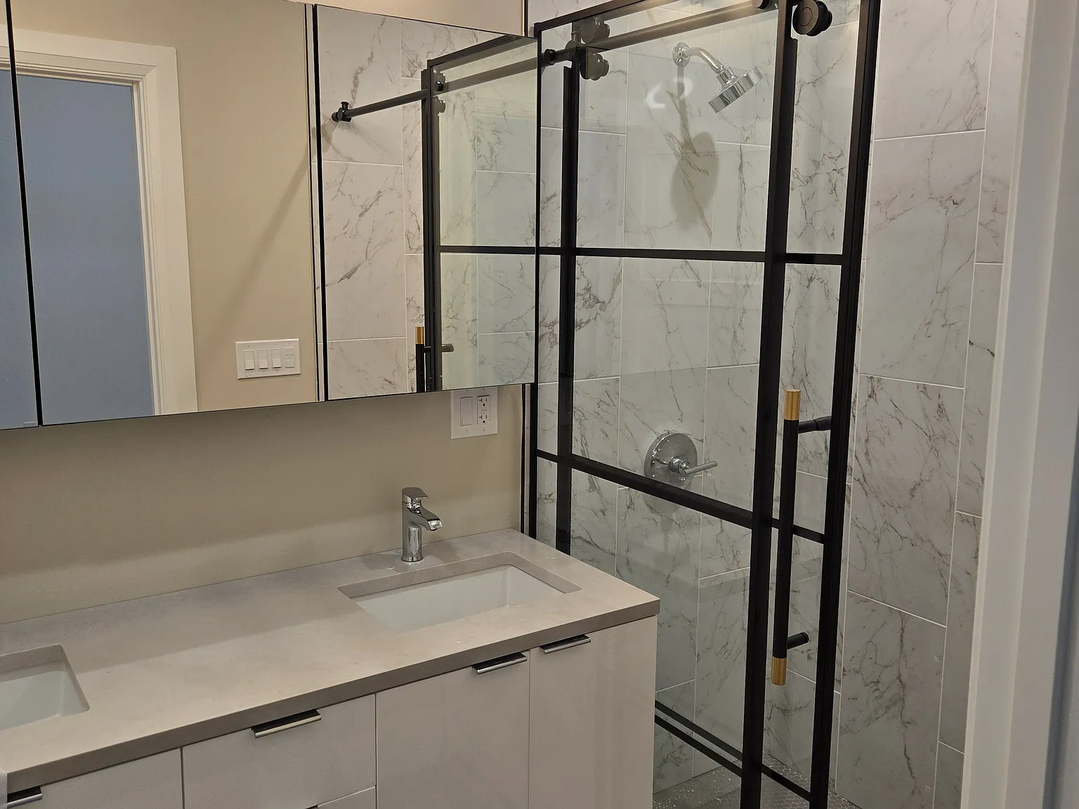 3 bed, 1520 sqft, $3,500 — Photo 4
