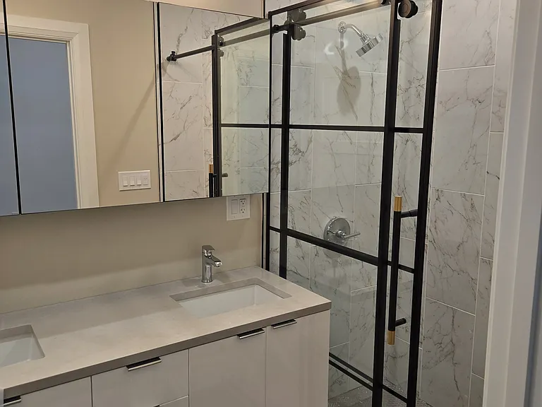 2909 N Milwaukee Ave #1 — Photo 4