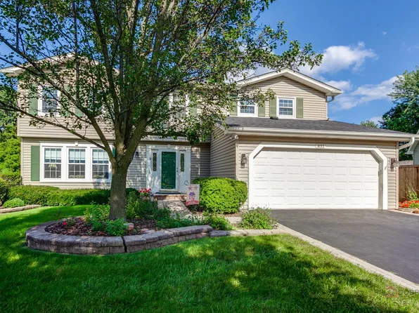 831 Jefferson Dr, Lindenhurst, IL 60046